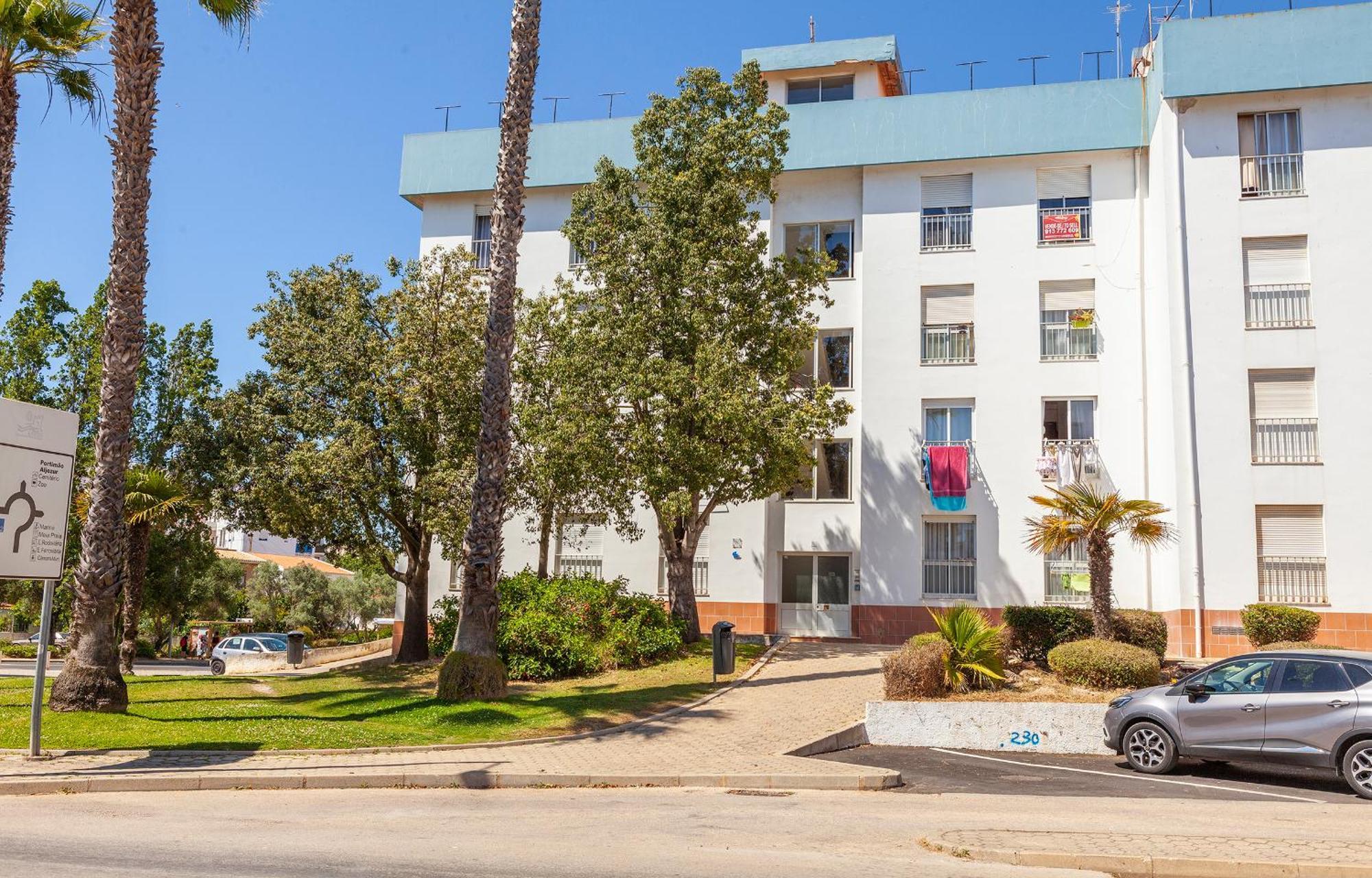 M - Martin & Tomas Guesthouse 라고스 외부 사진
