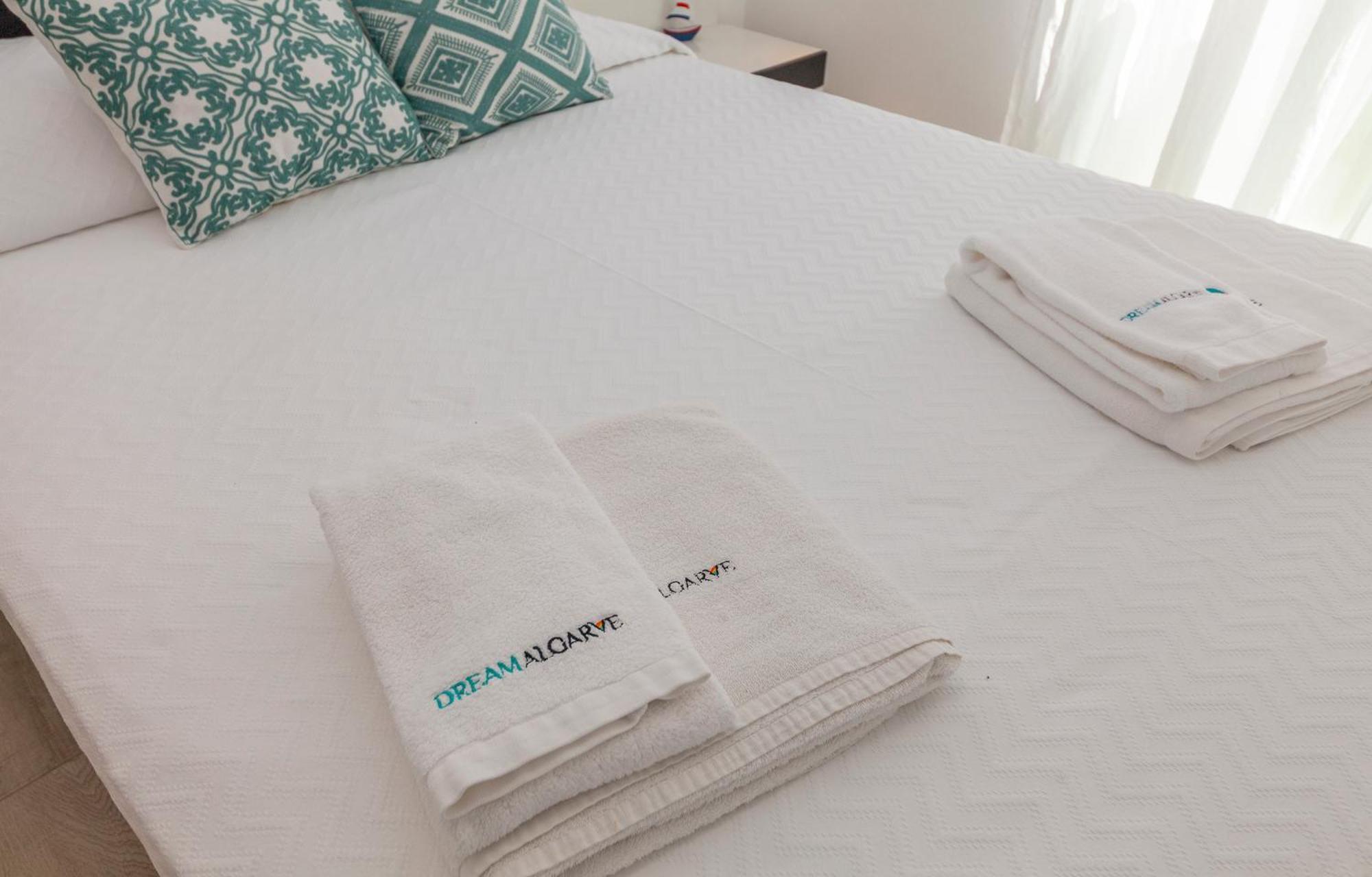 M - Martin & Tomas Guesthouse 라고스 객실 사진
